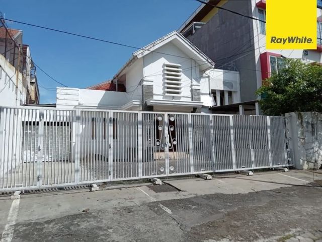 Disewakan Rumah di Jl. Raya Rungkut Mejoyo Surabaya