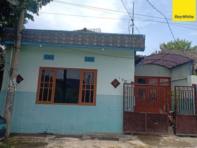 Dijual Rumah Lokasi Di Taman Siwalan Indah, Kepatihan Gresik