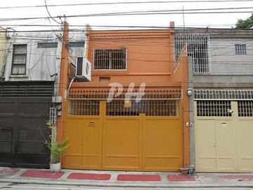 Classic Single Attached House For Sale In Scout Area PH784