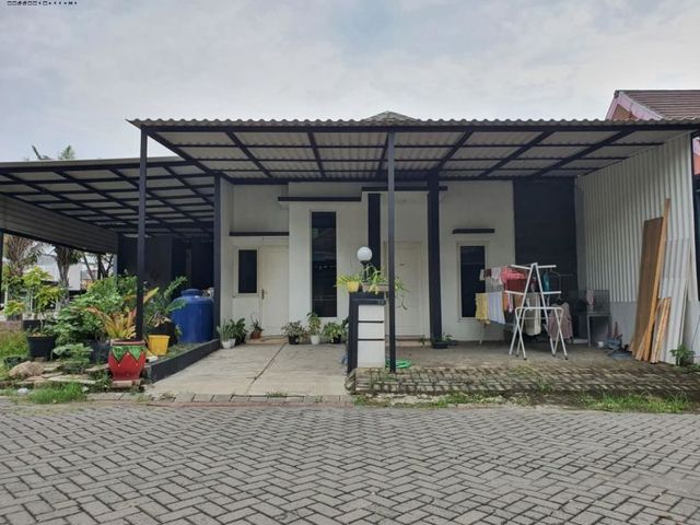 Rumah Taman Dhika Bromo STRATEGIS BOULEVARD MURAH CARPORT