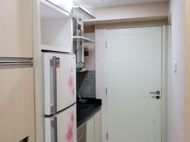 Sewa Full Furnish Apartemen Tanglin, Surabaya