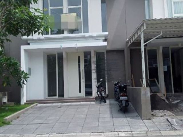 Rumah Minimalis,siap huni Citraland Green lake