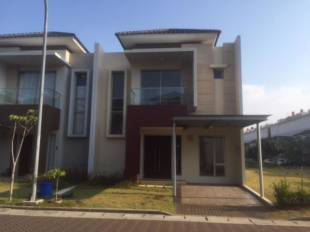 DIJUAL CEPAT RUMAH BAGUS, RAPIH DI GOLF ISLAND PANTAI INDAH KAPUK