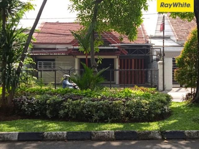 Dijual & Disewakan Rumah SHM Di Jl. Raya Sukomanunggal Jaya, Surabaya