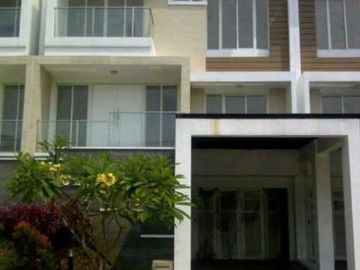 Rumah Golf Residence at Kemayoran, Jakarta Pusat, GOLF VIEW