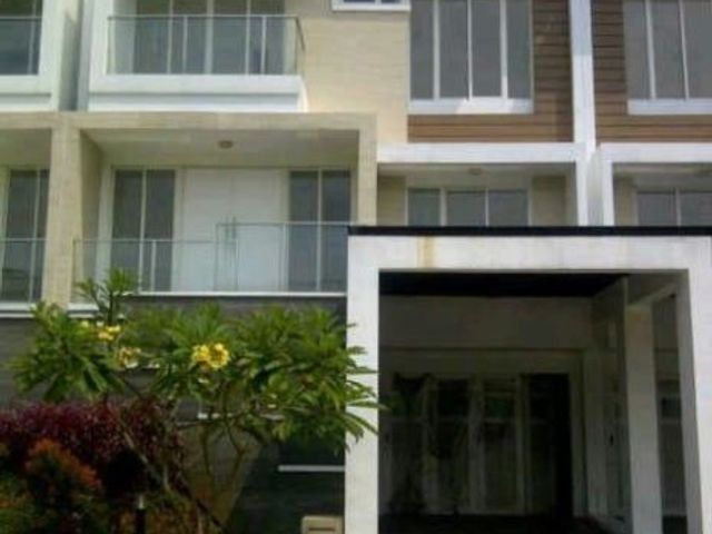 Rumah Golf Residence at Kemayoran, Jakarta Pusat, GOLF VIEW