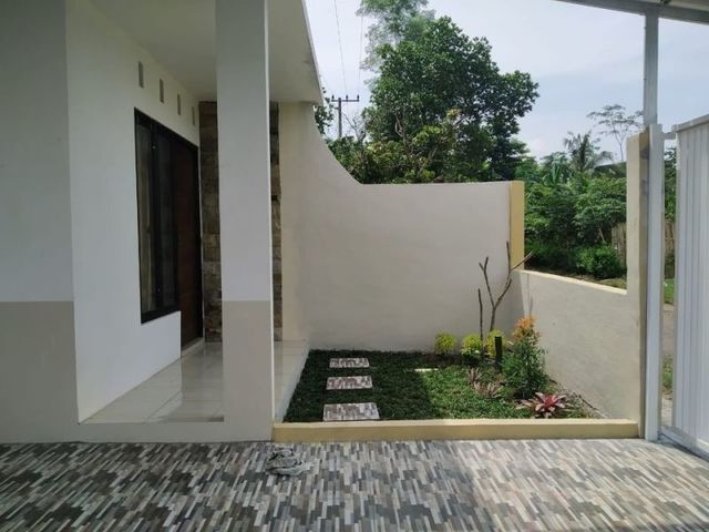 RUMAH INDEN BINTORO GREEN HILL PATRANG JEMBER