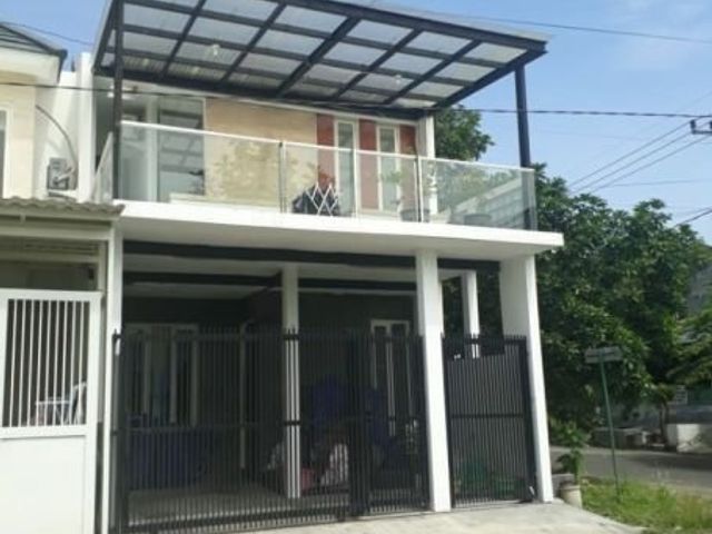 Rumah Murah Minimalis Ada Balkon di Rungkut Asri