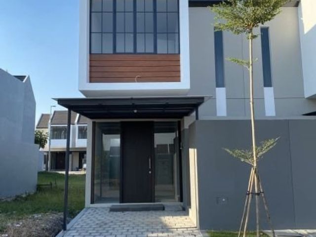 Dijual Rumah 2 lantai Minimalis Grand Sunrise di Barat Surabaya