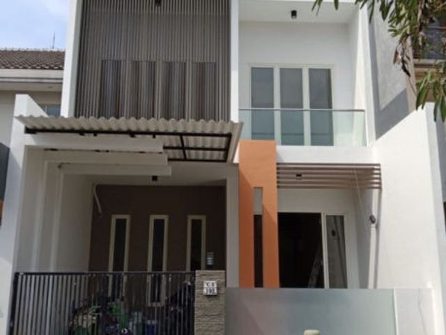 Rumah elegan minimalis di taman mutiara Pakuwon City