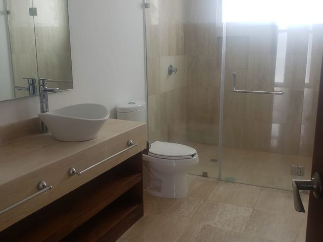 place photo 23