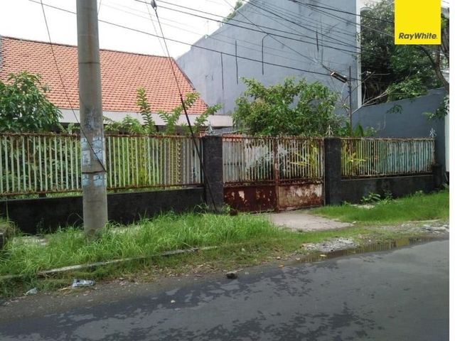 Dijual Rumah Hitung Tanah di Jalan Kahuripan, Surabaya