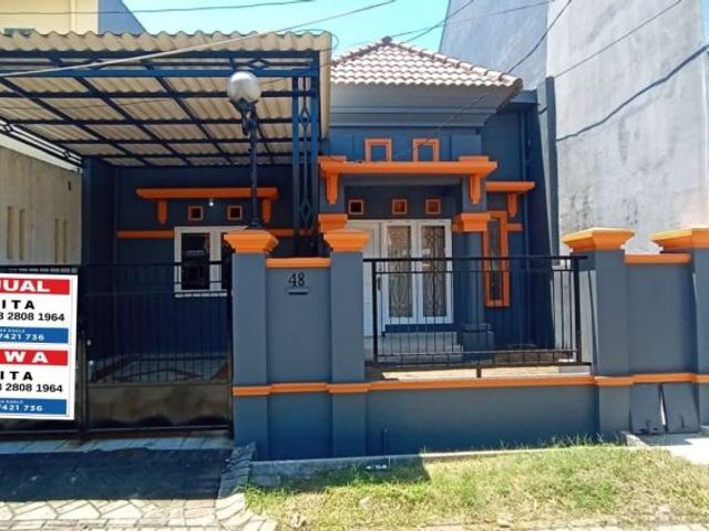 Di jual rumah graha tirta surabaya