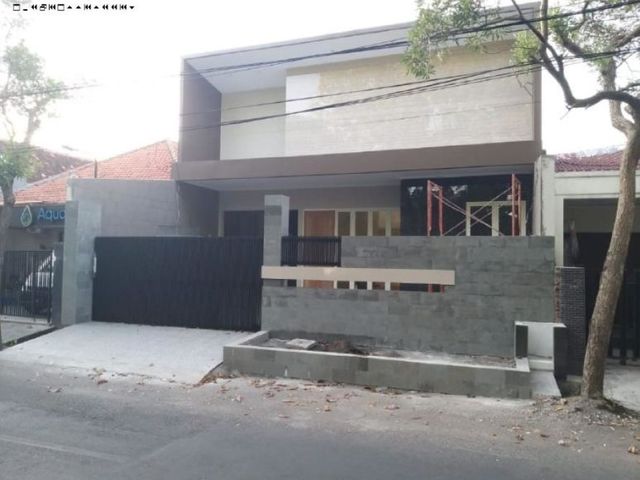 Rumah di Ngagel Jaya Utara, Hadap Selatan