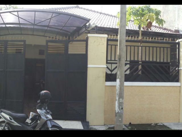 Rumah Lux siap huni di mojoarum Surabaya