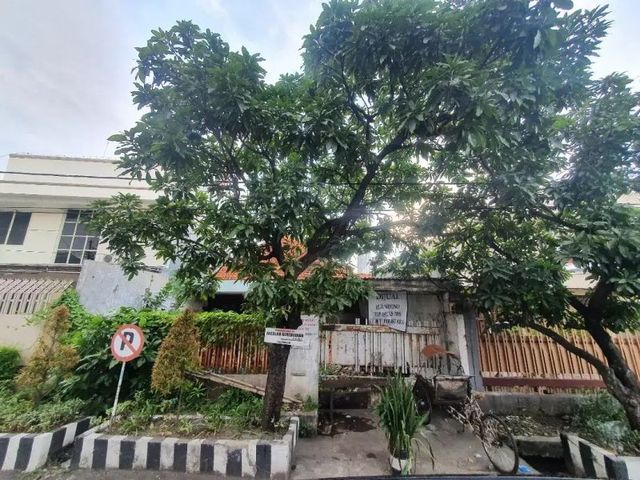 Jual rumah tegal sari surabaya