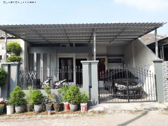 rumah di pakal residence benowo Hadap Selatan, Strategis
