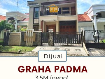 Rumah mewah dua lantai