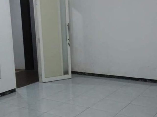 Di sewakan rumah wiyung surabaya