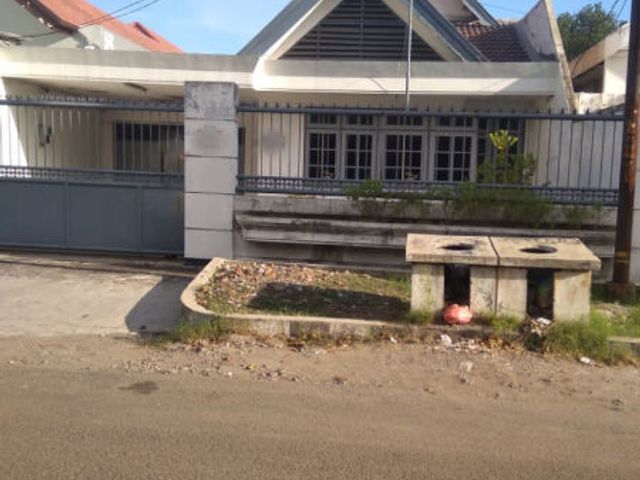Rumah Disewakan Argopuro Surabaya KT