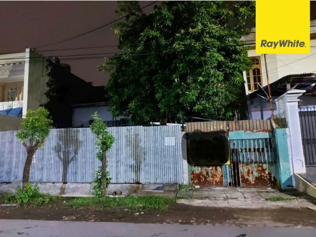 Disewakan Rumah Bisa Untuk cafe di Jl. Blambangan, Surabaya