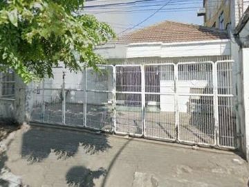 Dijual Rumah di Jalan Raya Kapasari, Surabaya