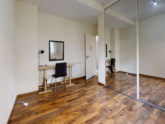 place photo 60