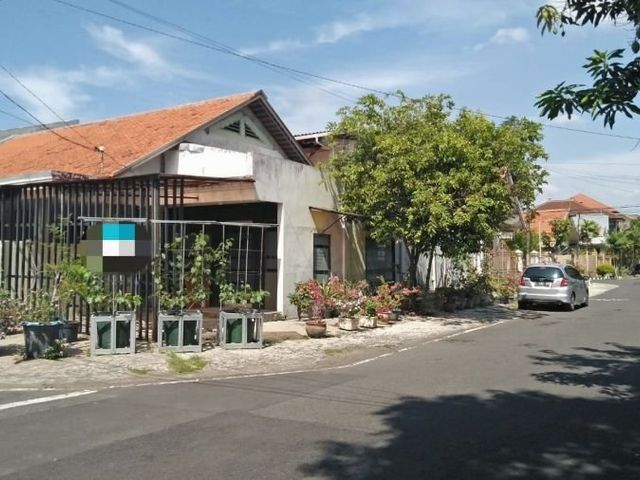 Rumah Strategis Jalan Utama Rungkut Asri, 80 Meter ke Raya Mer