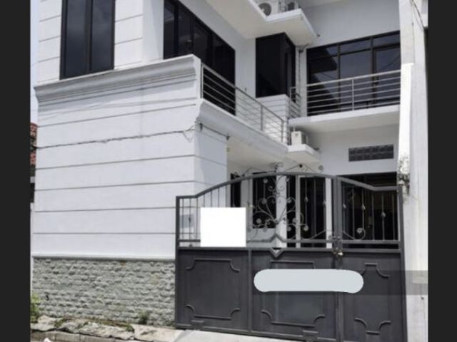 Rumah elegan di griya asri Pakuwon City Surabaya