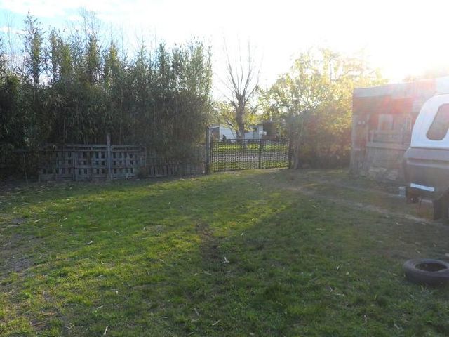 place photo 13