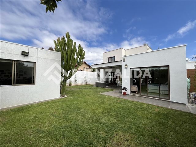 place photo 52
