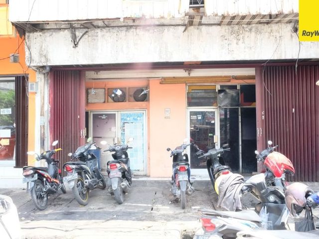 Dijual Rumah Pusat Kota di Jalan Kedungdoro, Surabaya