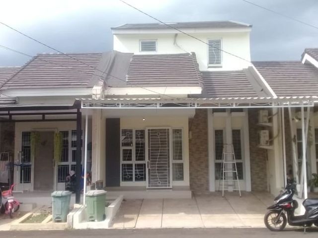 Dijual Rumah Paradise Serpong City Tangerang Selatan 2 Lantai Murah