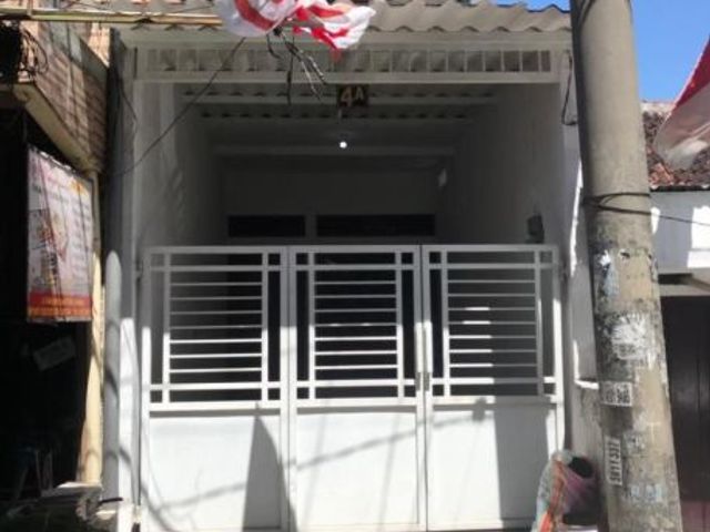 Rumah di Gubeng Kertajaya Listrik 1.300watt