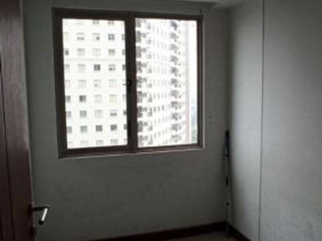 Apartemen Waterplace Surat Strata