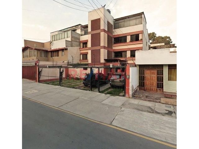 Casa De 4 Pisos En Venta En San Borja