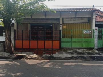 Dijual Ruko Strategis Raya Simokerto Surabaya*_