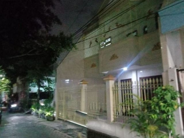 RUMAH 2,5 LANTAI LEBAK REJO KENJERAN, Strategis