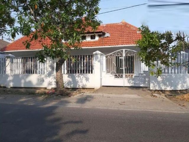 Rumah Disewakan Ketintang Madya Surabaya KT
