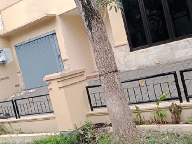 Rumah disewakan Puri Widya Kencana Surabaya KT