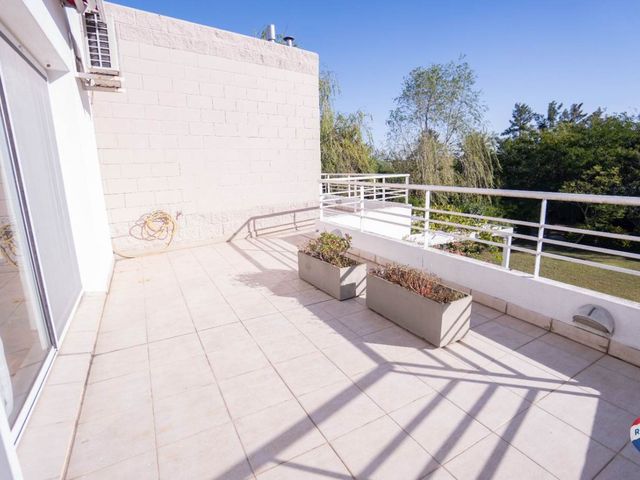place photo 80