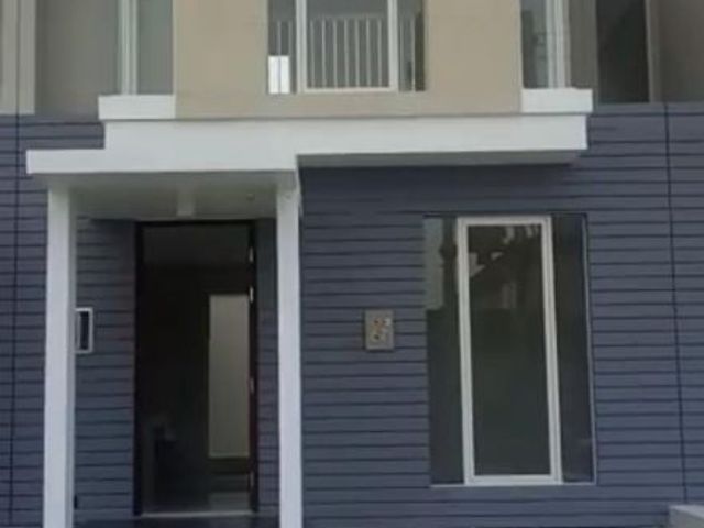 DISEWAKAN Rumah 2 Lantai Northwest Park Citraland Surabaya*