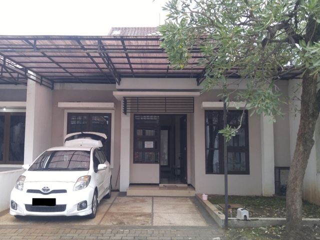Rumah disewakan Ketintang Regency Surabaya