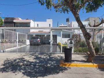 place photo 18