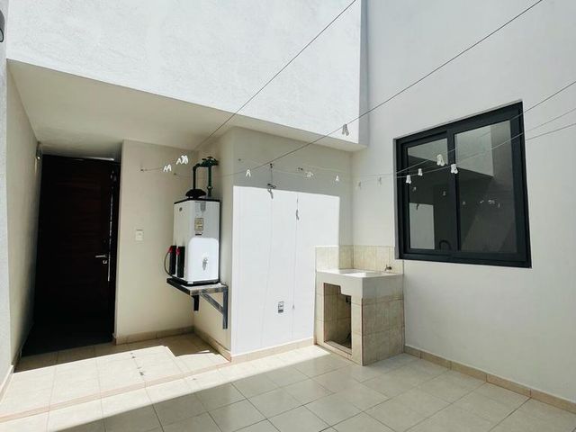 place photo 32