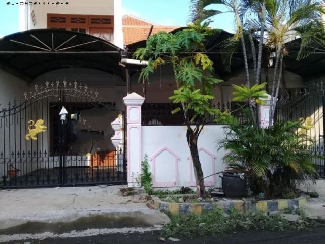 Rumah Rungkut Asri Utara, Strategis pln 2200 Hadap : barat