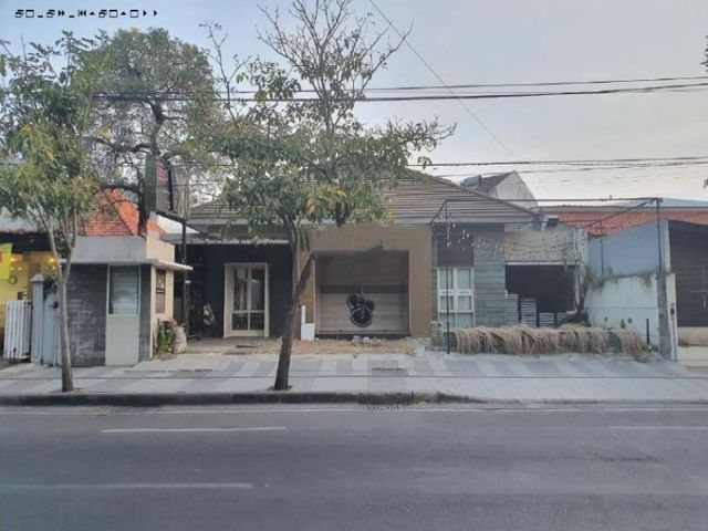 Rumah Jalan Kartini STRATEGIS