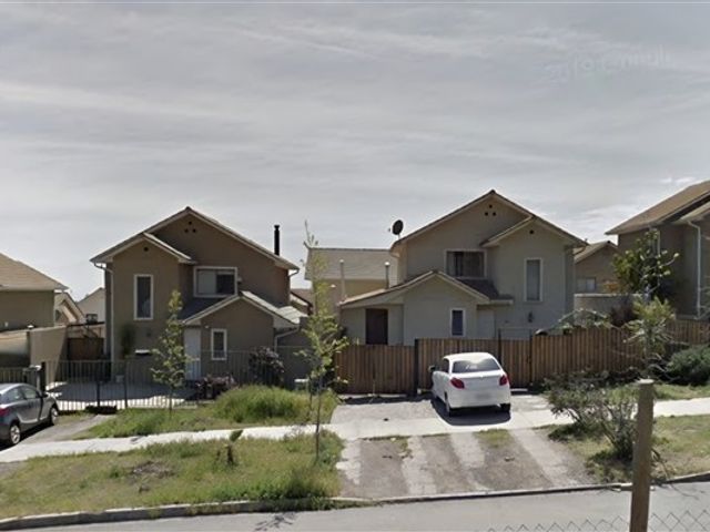 Casa en arriendo de 3 dorm. en La Florida