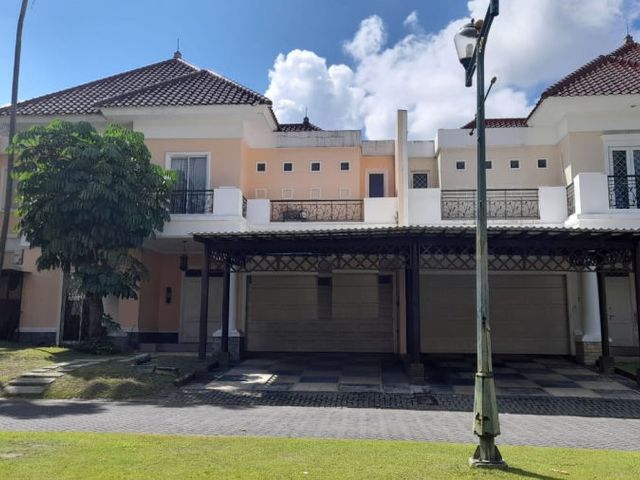 Rumah Dijual/Sewa Palm Hill Surabaya KT