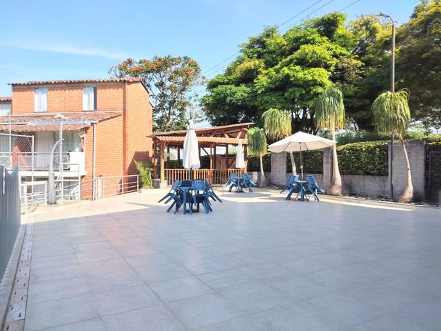 place photo 25